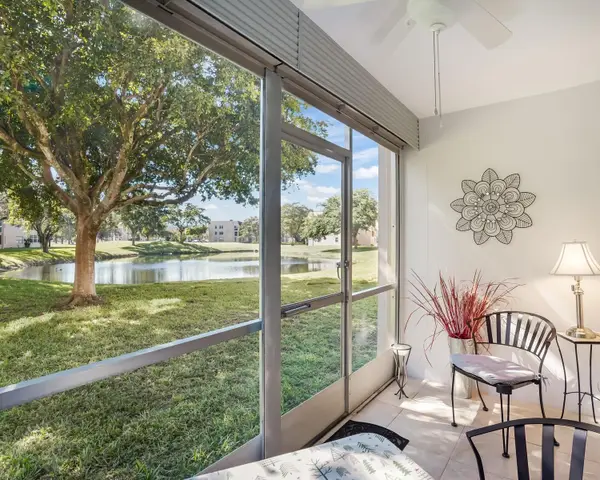 9281 Sunrise Lakes Blvd #101, Sunrise, FL 33322