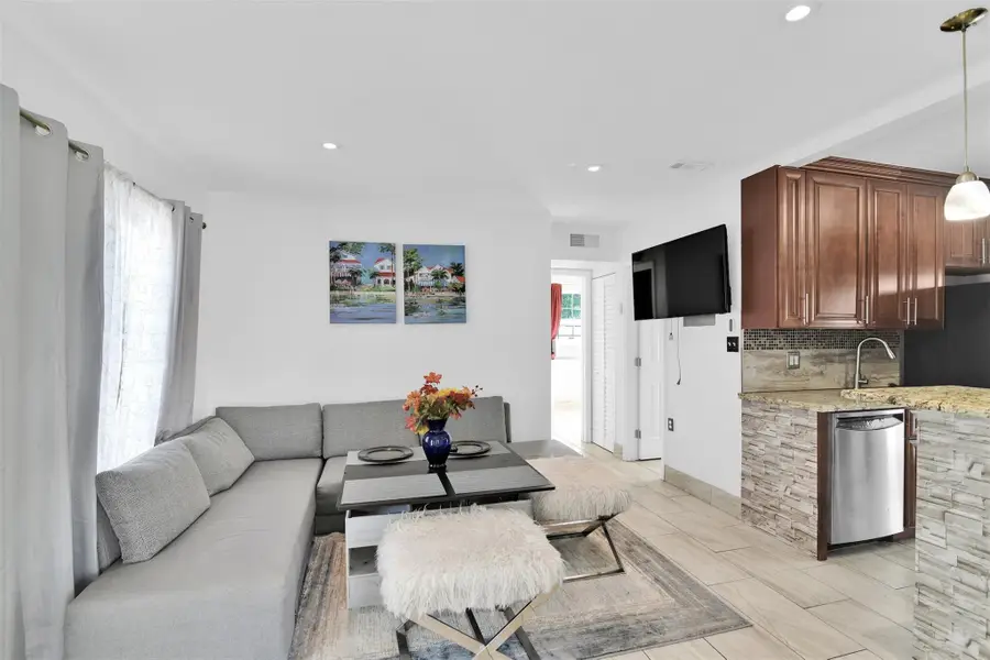 1814 NE 53rd Ct, Pompano Beach, FL 33064 - Image #2