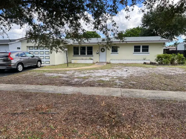 731 SW 71st Ter, Pembroke Pines, FL 33023