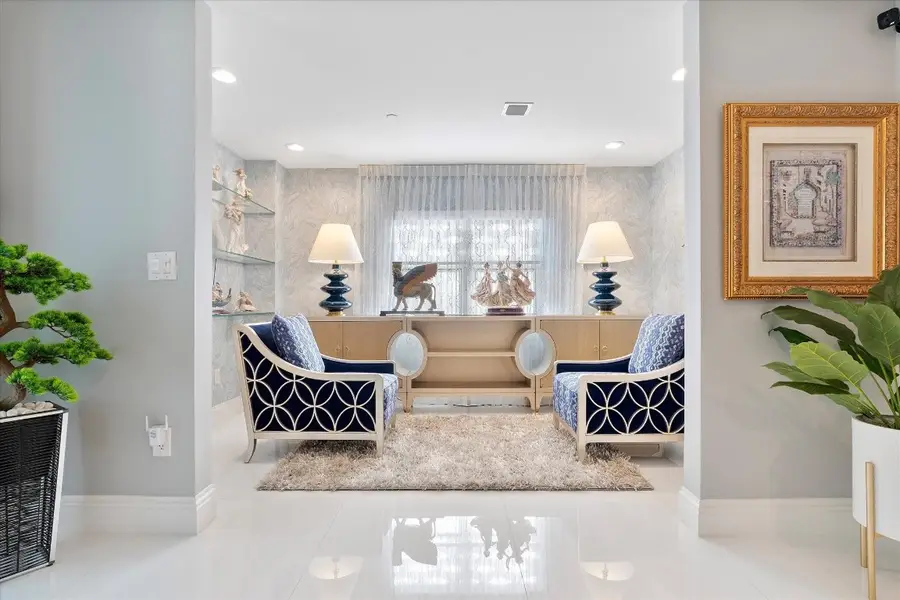 615 Bayshore Drive #106, Fort Lauderdale, FL 33304 - Image #3