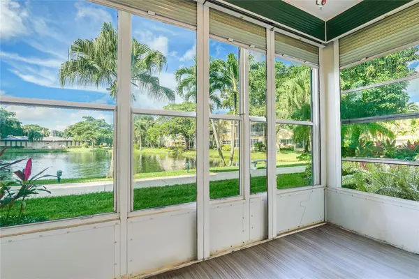 3431 NW 50th Ave #106, Lauderdale Lakes, FL 33319