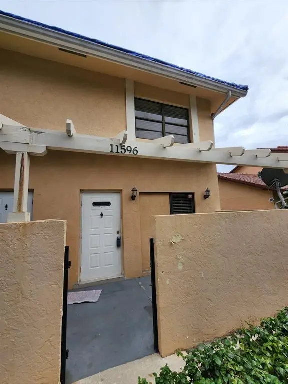 11596 NW 45th St #4, Coral Springs, FL 33065