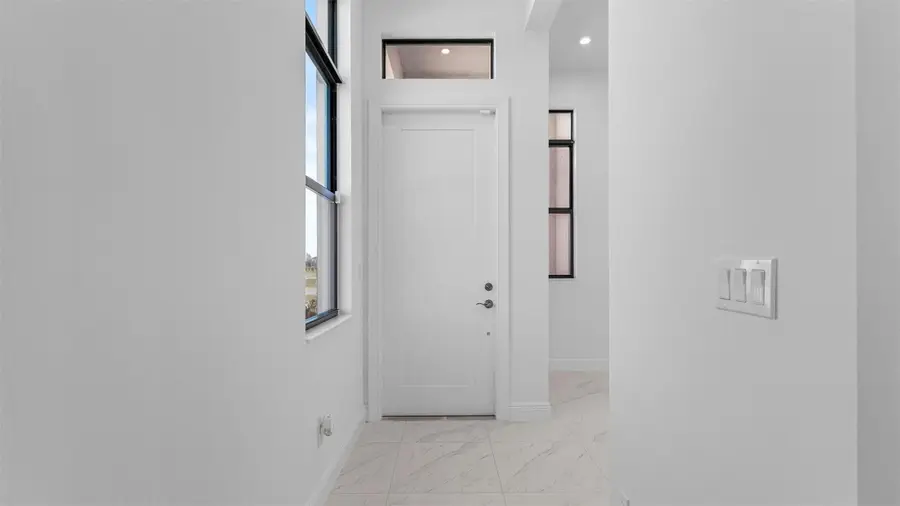 12605 SW Leopold Way, Port Saint Lucie, FL 34987 - Image #2