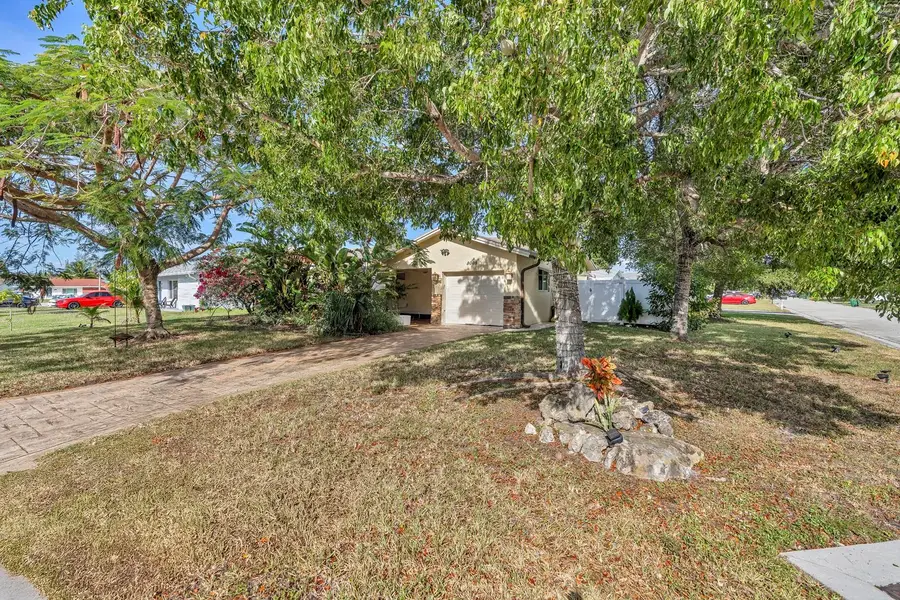 8008 NW 102 Way, Tamarac, FL 33321 - Image #3