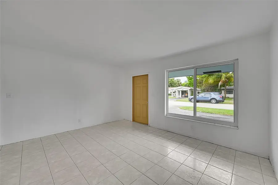 3280 NE 15th Ave, Oakland Park, FL 33334 - Image #3