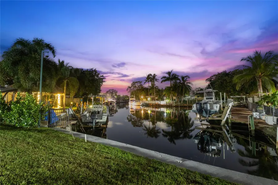 1561 SW 23rd Ave, Fort Lauderdale, FL 33312 - Image #2