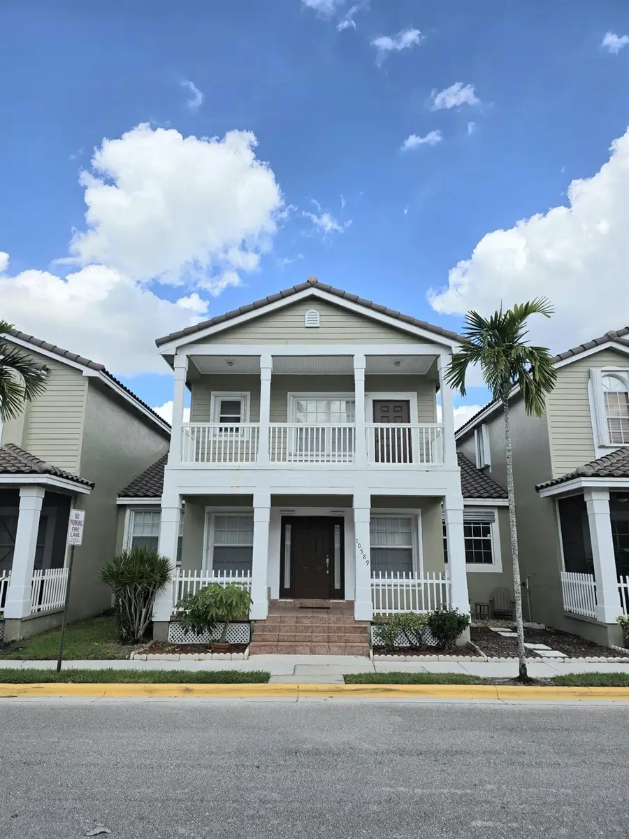 10589 NW 56th Pl, Coral Springs, FL 33076 - Image #2