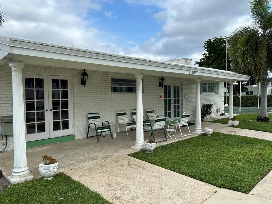 1851 NE 62nd St #501, Fort Lauderdale, FL 33308 - Image #3