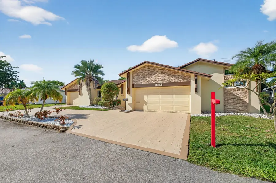 4609 Norfolk Island Pine Dr, Tamarac, FL 33319 - Image #3