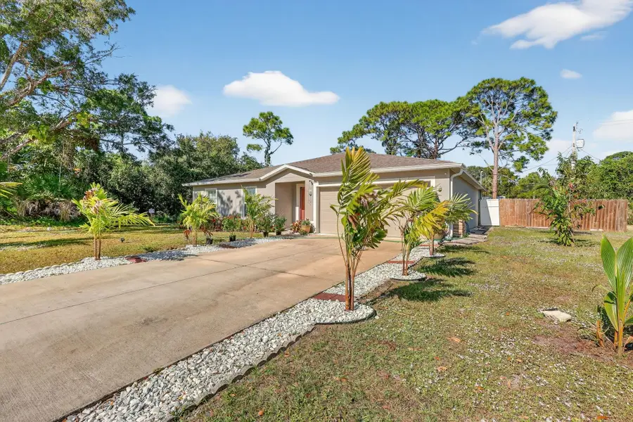 7490 Penny Ln, Fort Pierce, FL 34951 - Image #3