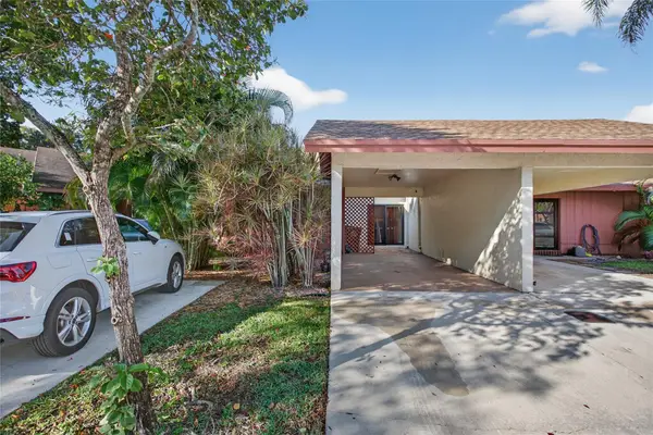 1804 Tamarind Ln, Coconut Creek, FL 33063