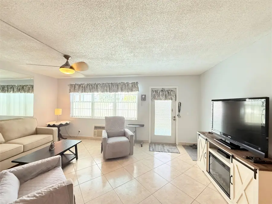 53 Markham C #53, Deerfield Beach, FL 33442 - Image #2