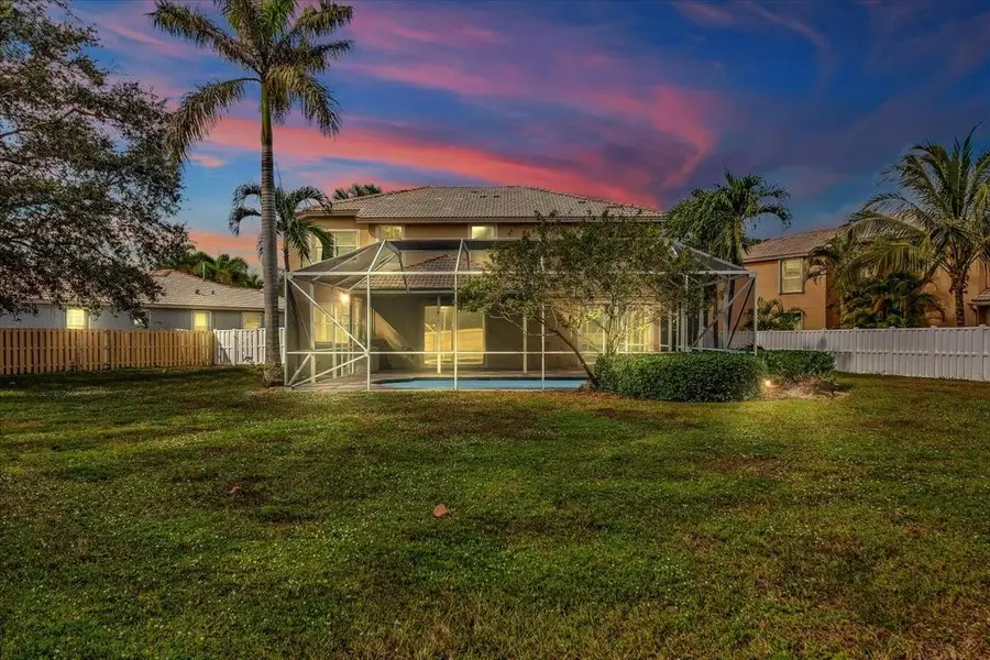 13702 NW 10th Ct, Pembroke Pines, FL 33028 - Image #2