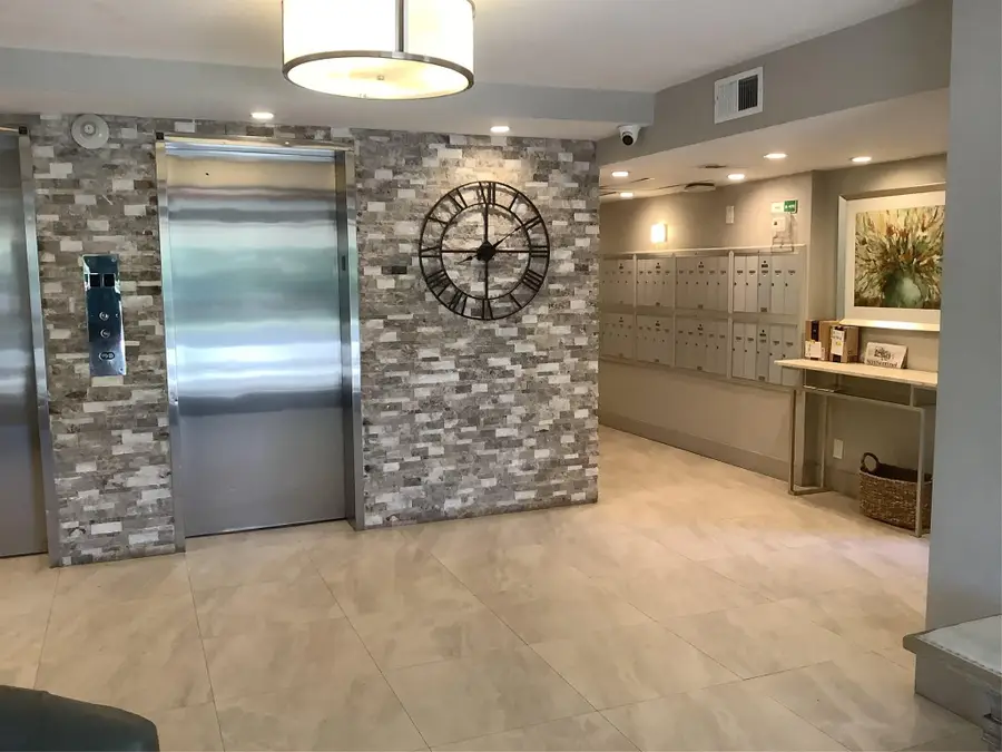 575 Oaks Ln #608, Pompano Beach, FL 33069 - Image #3