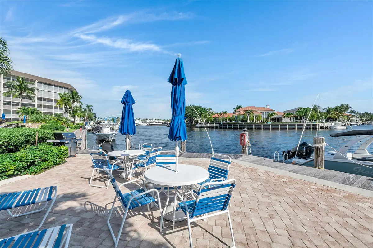 390 N Federal Hwy #206, Deerfield Beach, FL 33441 - Image #1