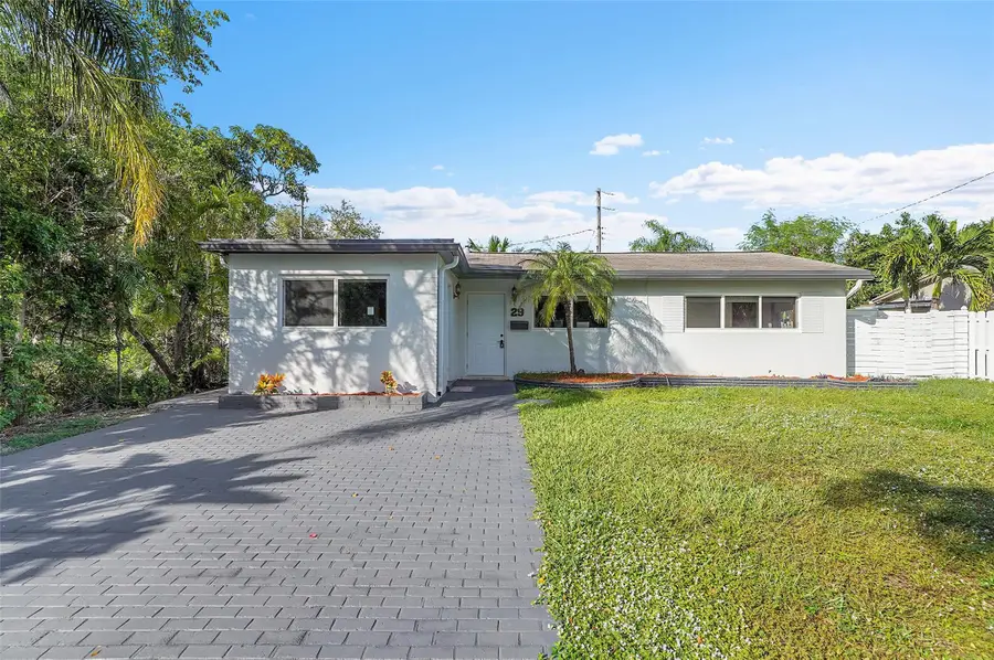 29 SE 8th St, Dania Beach, FL 33004 - Image #3
