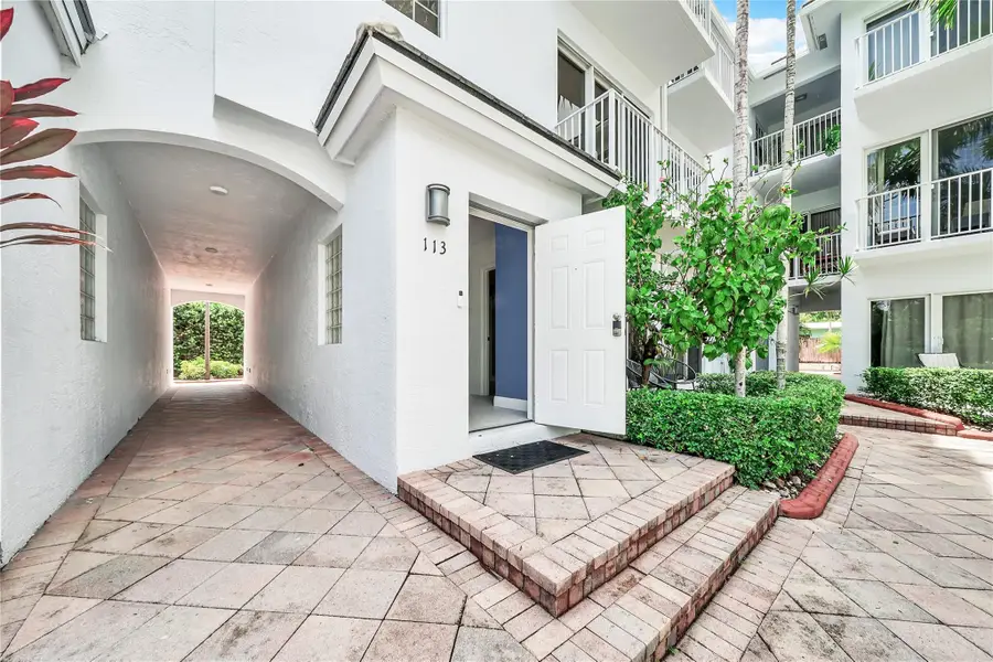 2725 NE 8 Ave #113, Wilton Manors, FL 33334 - Image #2