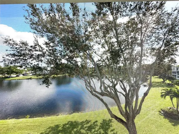 4115 Cambridge E #4115, Deerfield Beach, FL 33442