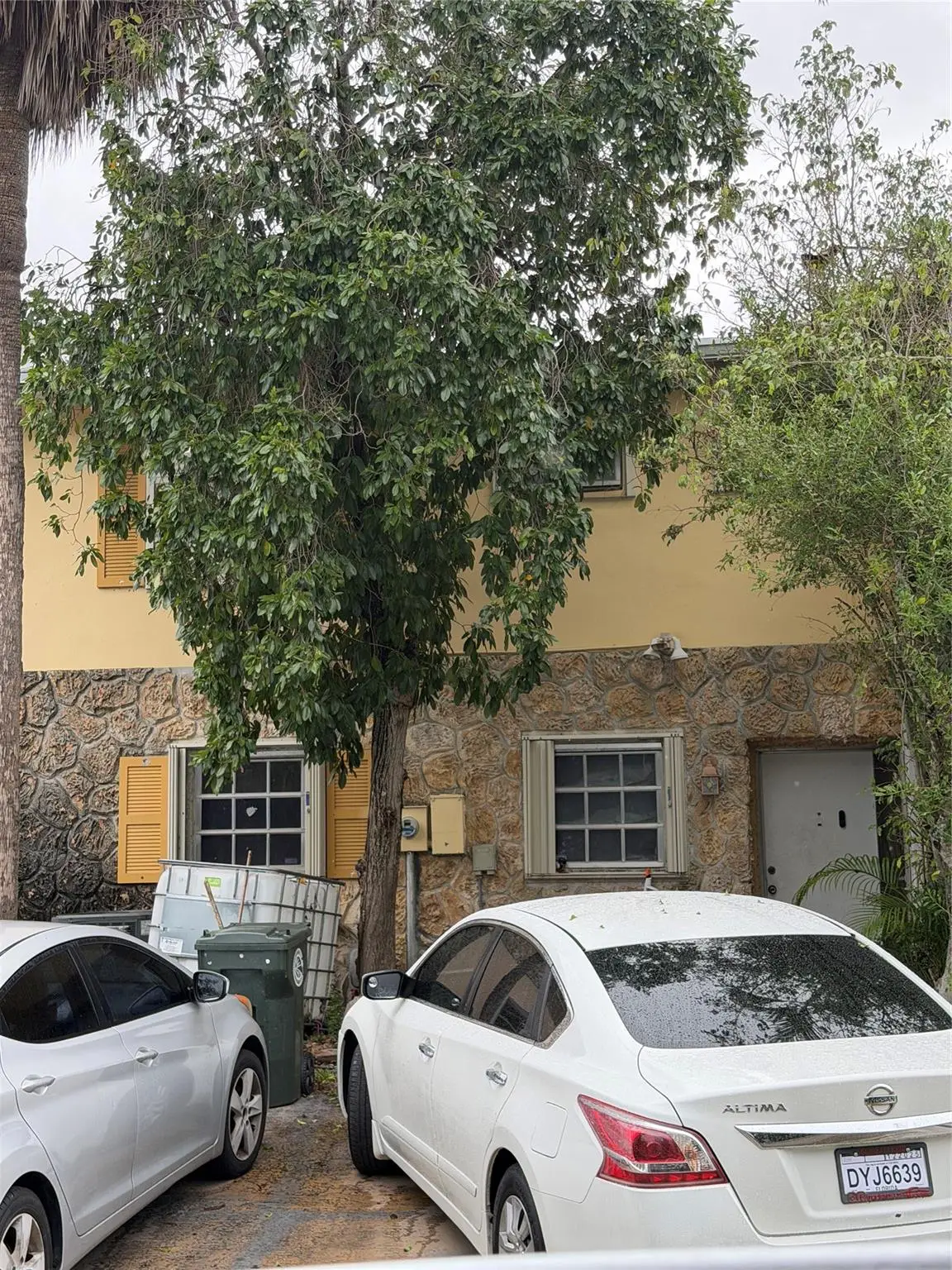 405 Sunshine Dr, Coconut Creek, FL 33066 - Image #1