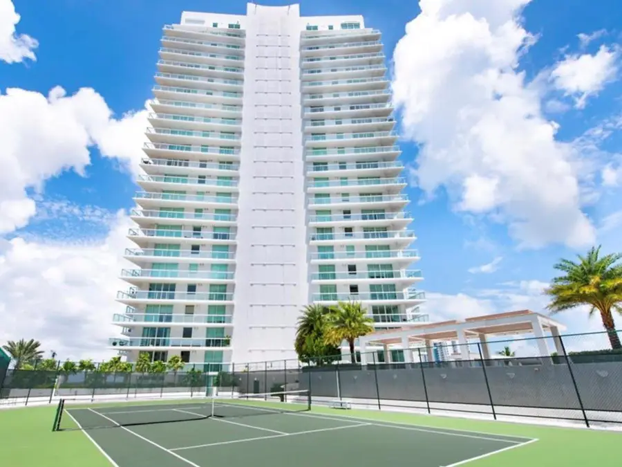 10 Venetian Way #502, Miami Beach, FL 33139 - Image #2