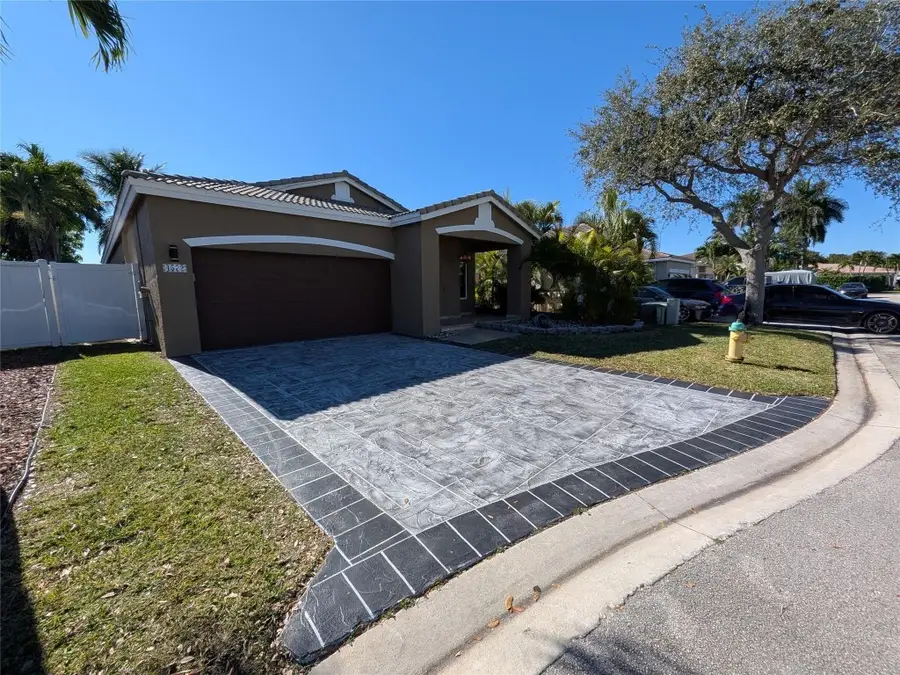 4572 SW 14th Street, Deerfield Beach, FL 33442 - Image #3