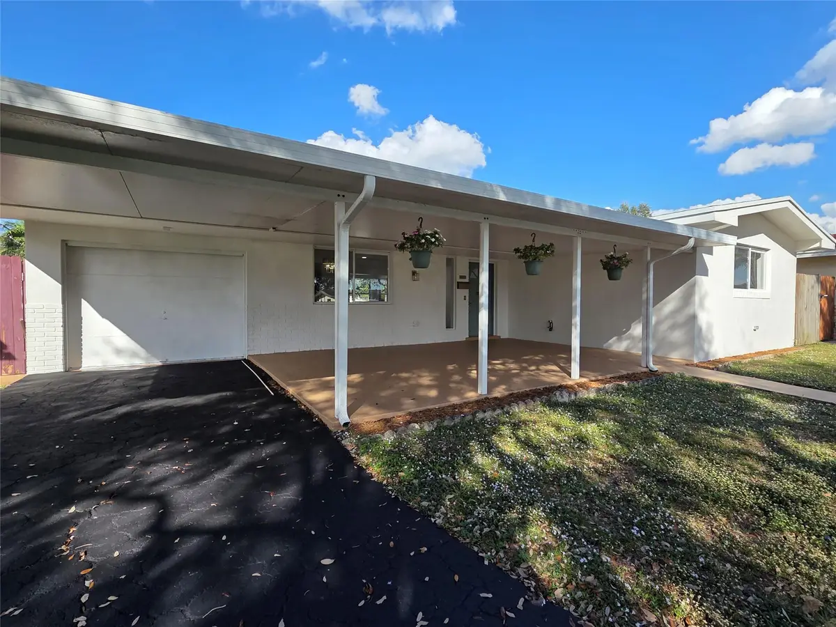 8571 NW 16th St, Pembroke Pines, FL 33024 - Image #1