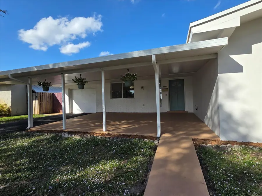 8571 NW 16th St, Pembroke Pines, FL 33024 - Image #2