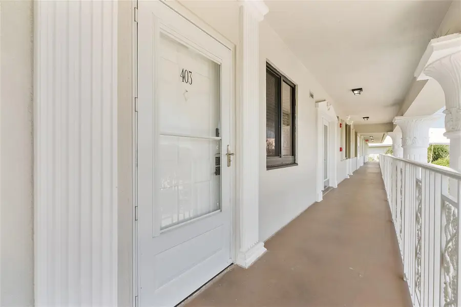 6181 Balboa Cir #403, Boca Raton, FL 33433 - Image #2