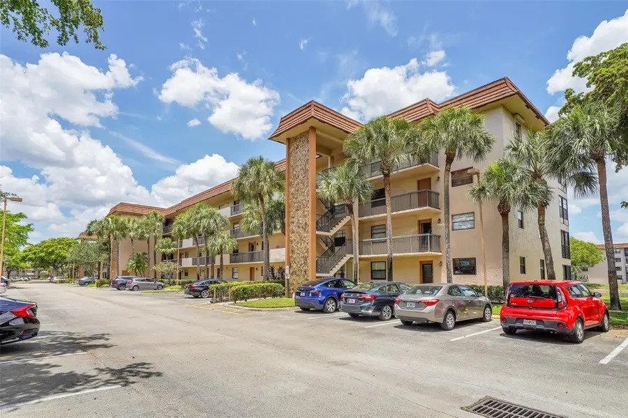 4950 E Sabal Palm Blvd #302, Tamarac, FL 33319 - Image #2