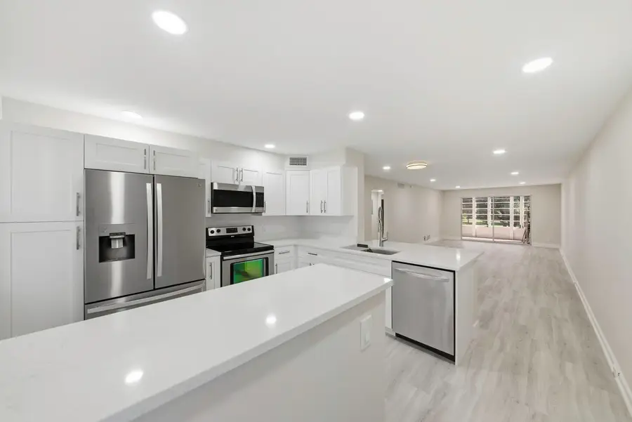 2901 Victoria Cir #B-2, Coconut Creek, FL 33066 - Image #3