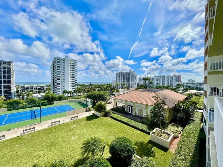3020 NE 32nd Avenue #905, Fort Lauderdale, FL 33308 - Image #2