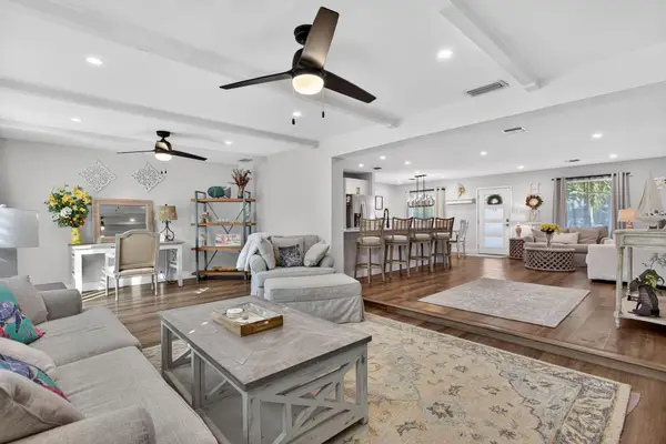 801 SE 9th Ave, Deerfield Beach, FL 33441