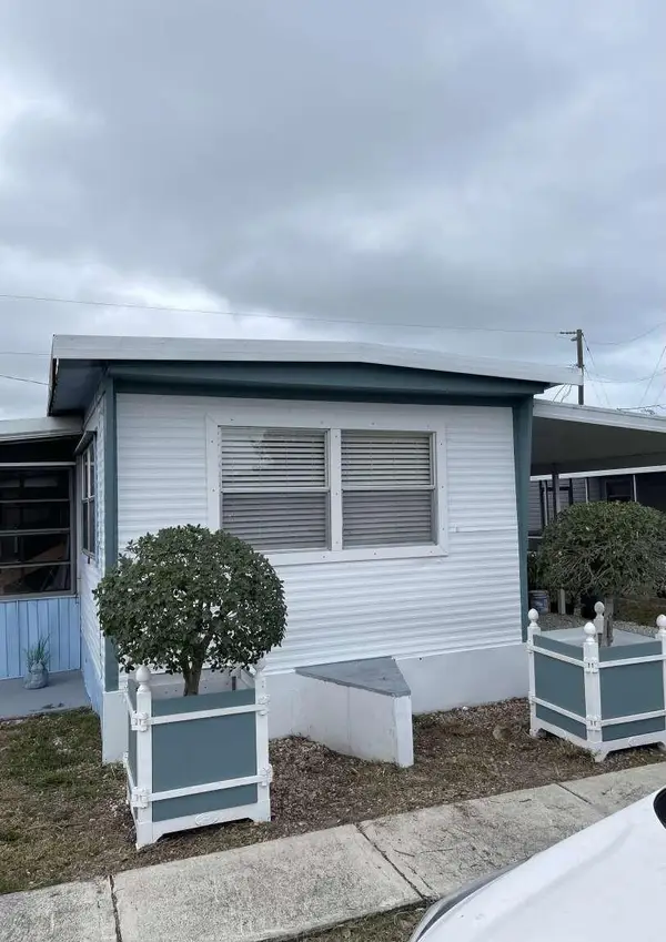 10885 SE Federal Hwy 96, Hobe Sound, FL 33455