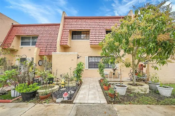 86 Ann Lee Ln #86, Tamarac, FL 33319