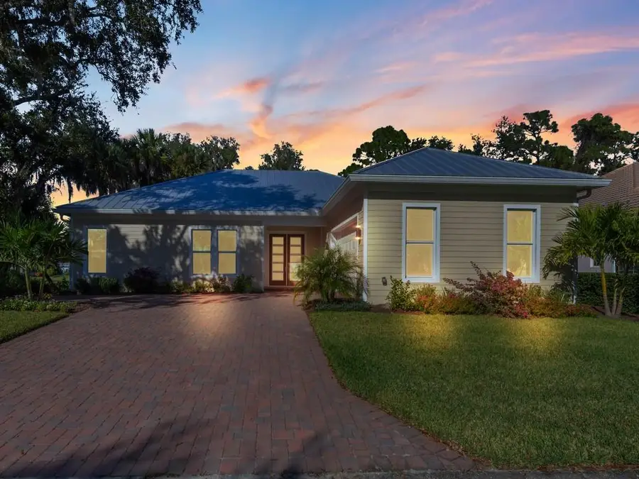 1090 Buckhead Dr, Vero Beach, FL 32968 - Image #2