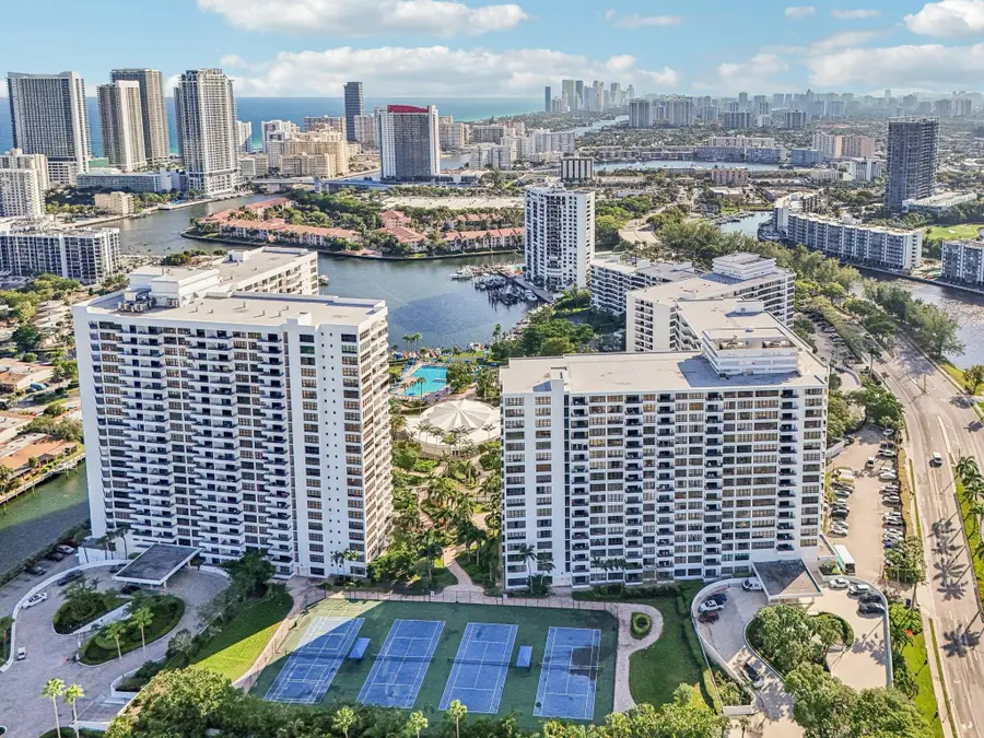 600 Three Islands Blvd #1106, Hallandale Beach, FL 33009 - Image #2