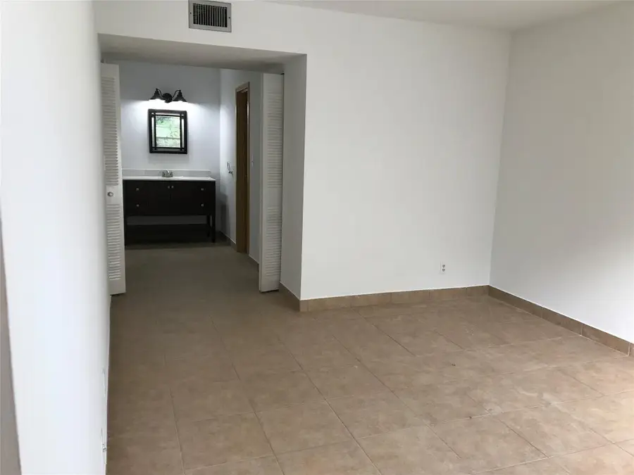 4394 NW 9th Avenue #21-3A, Deerfield Beach, FL 33064 - Image #3