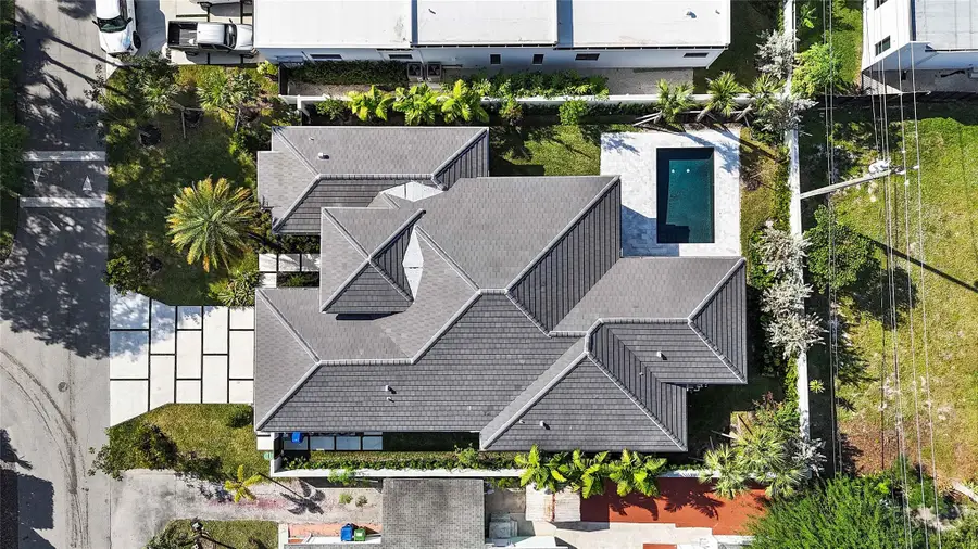 317 NE 21st Street, Wilton Manors, FL 33305 - Image #2