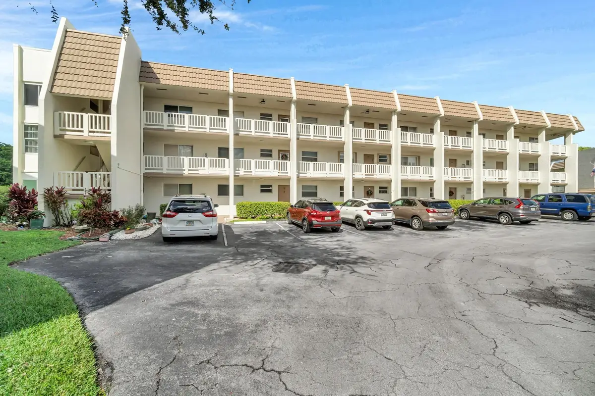 6890 Royal Palm Blvd #203H, Margate, FL 33063 - Image #1