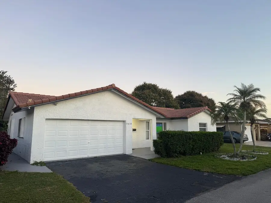 7610 NW 66th Ter, Tamarac, FL 33321 - Image #2