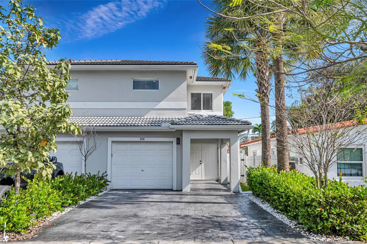 808 NE 15th Ave, Fort Lauderdale, FL 33304 - Image #1