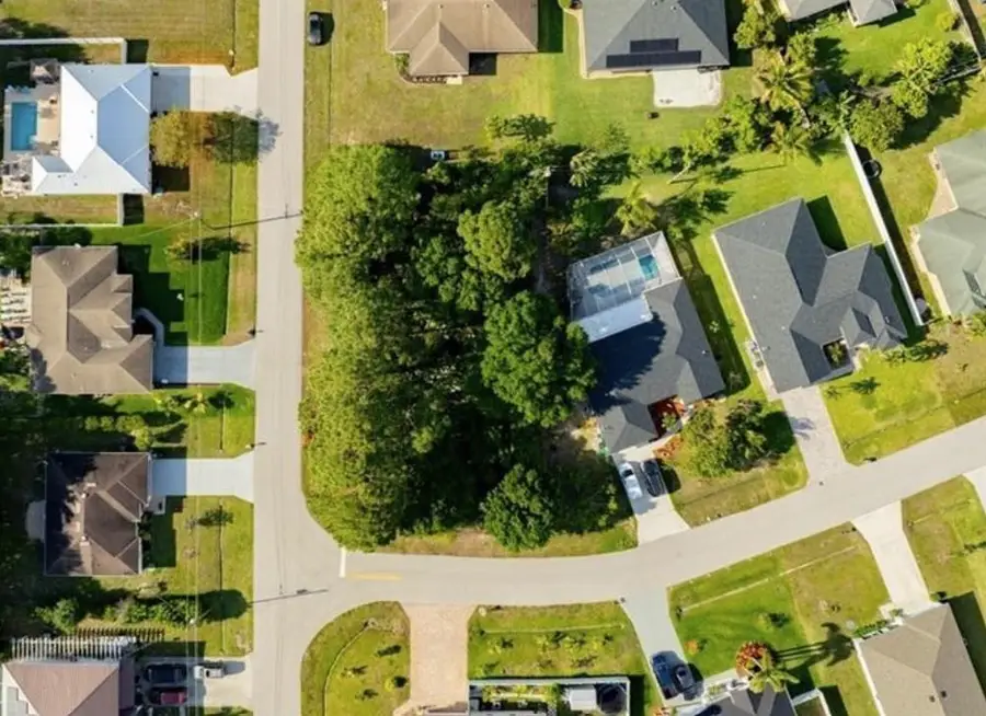 1399 SW Halford Avenue, Port Saint Lucie, FL 34953 - Image #2