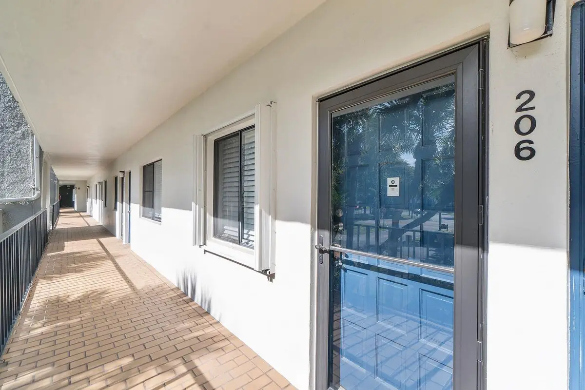 4832 Esedra Court #Apt 206, Lake Worth, FL 33467 - Image #1