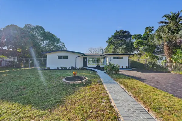 3024 SW 10th St, Fort Lauderdale, FL 33312