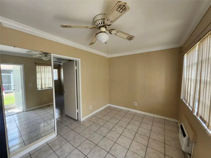 2211 Lincoln St #9, Hollywood, FL 33020 - Image #3