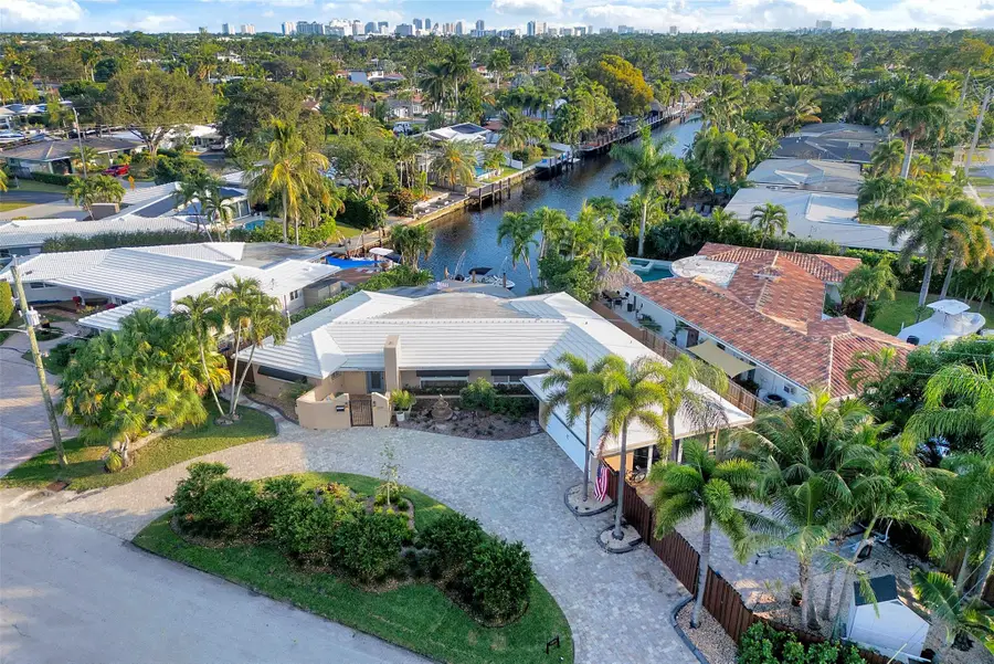 1500 NE 24th St, Wilton Manors, FL 33305 - Image #2