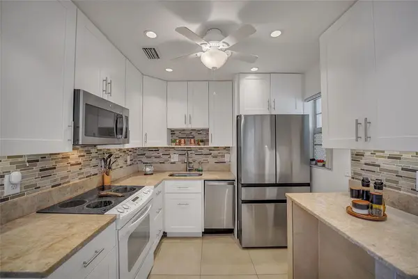 700 Layne Blvd #301, Hallandale Beach, FL 33009