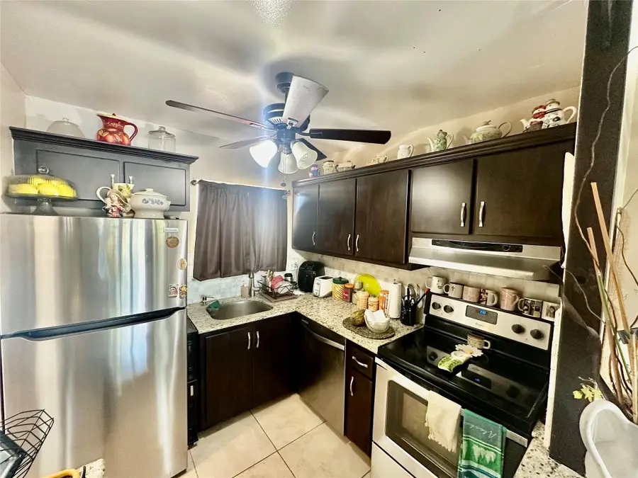 2651 E Sunrise Lks Dr #308, Fort Lauderdale, FL 33322 - Image #3