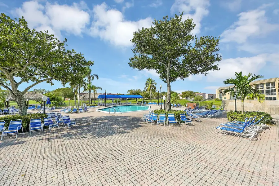 8880 Sunrise Lakes Blvd #209, Sunrise, FL 33322 - Image #3