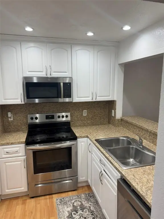 851 NE 209th Terrace #202, Miami, FL 33179